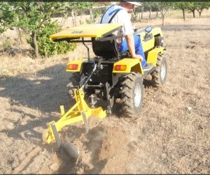 CEVAN 22 HP Benzinli Belden Kırmalı Mini Traktör